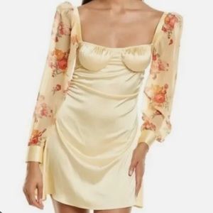 NWT WEWOREWHAT Puff Sleeve Dress, Butter Yellow